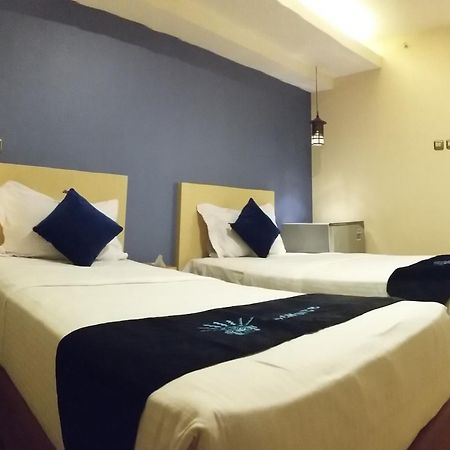 Jakarta Madrix Extérieur photo